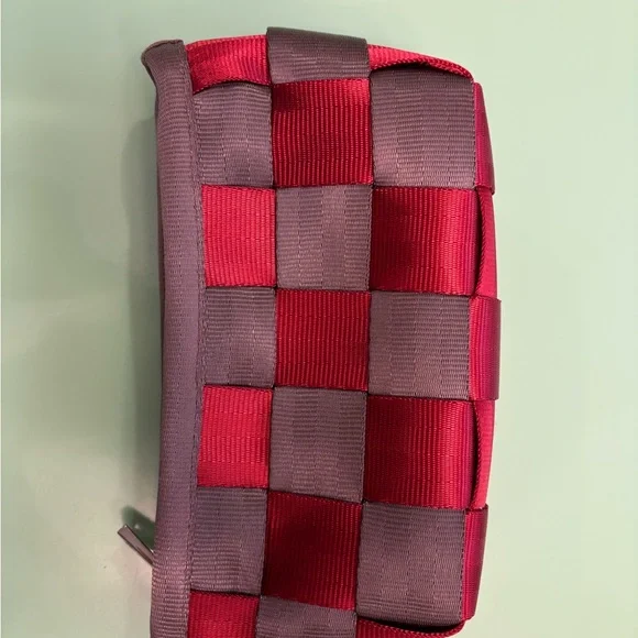 Harveys Red and brown triangle makeup bag - Picture 3 of 4